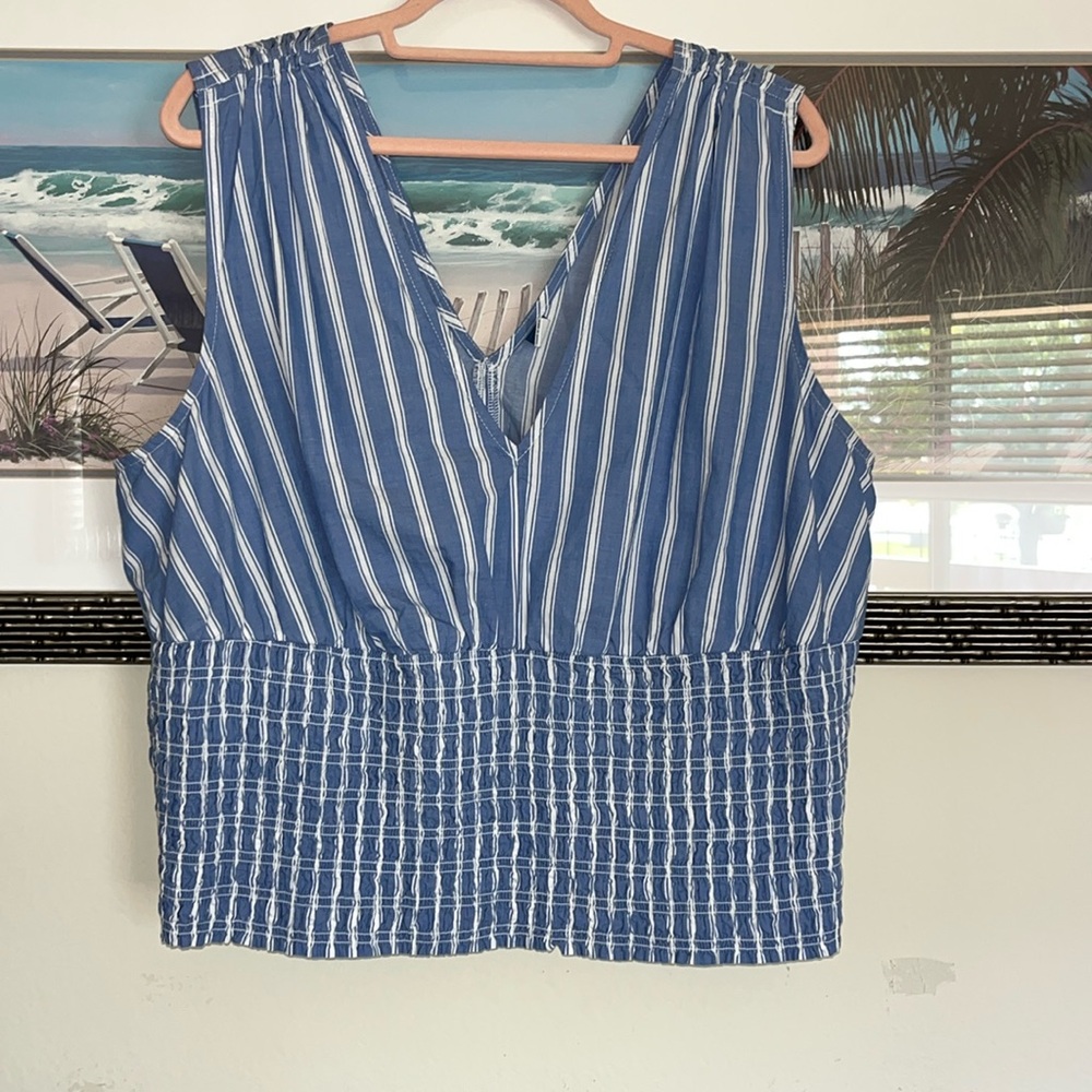 Old Navy deep V cotton /chambray top